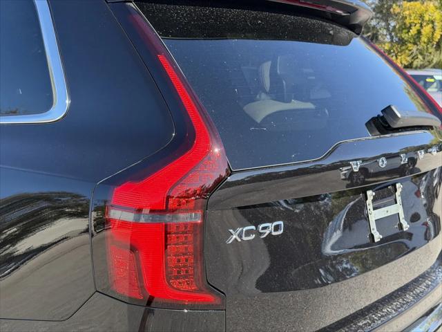 2026 Volvo XC90 Plus, B6 AWD Gas (mild hybrid), Gasoline, Bright, 7 Seats