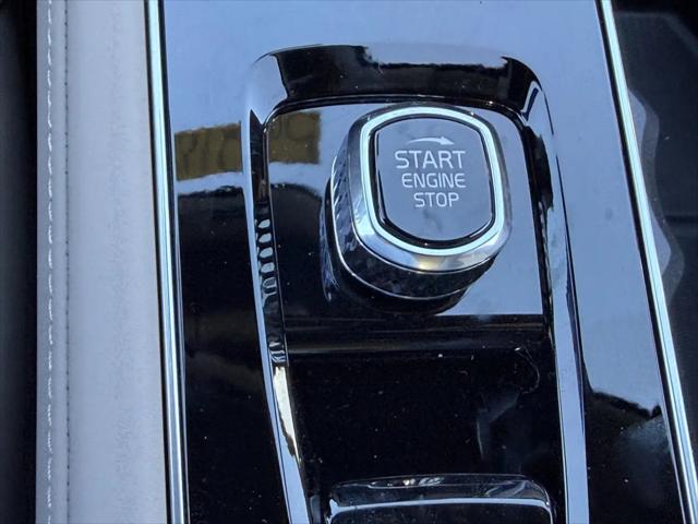 2026 Volvo XC90 Plus, B6 AWD Gas (mild hybrid), Gasoline, Bright, 7 Seats