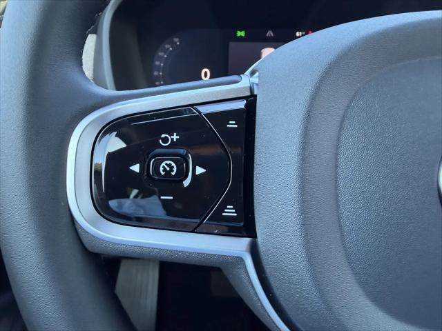 2026 Volvo XC90 Plus, B6 AWD Gas (mild hybrid), Gasoline, Bright, 7 Seats