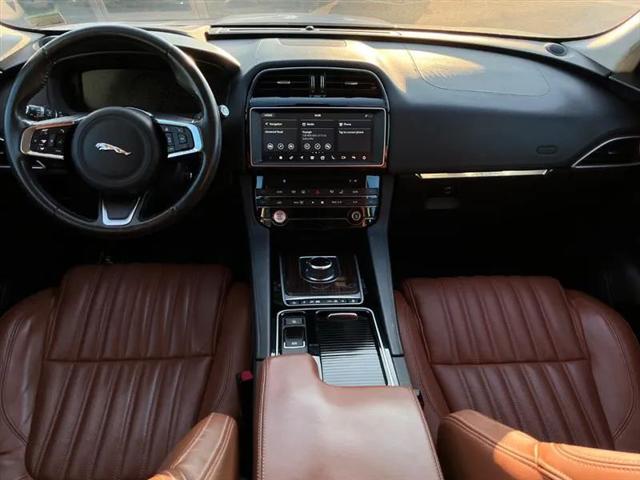 2018 Jaguar F-PACE 35t Portfolio