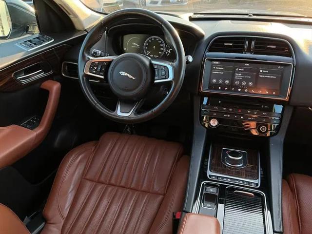 2018 Jaguar F-PACE 35t Portfolio