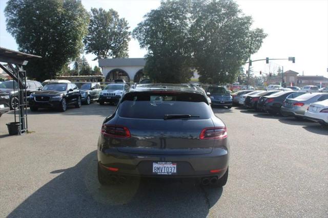 2017 Porsche Macan Base