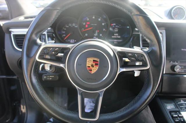 2017 Porsche Macan Base