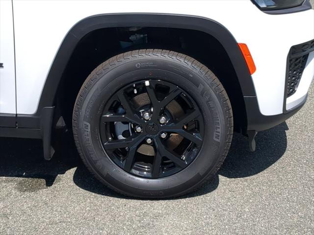 2026 Jeep Grand Cherokee Altitude 4x4