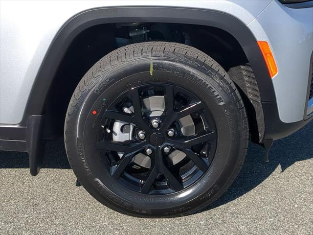 2026 Jeep Grand Cherokee Altitude 4x4