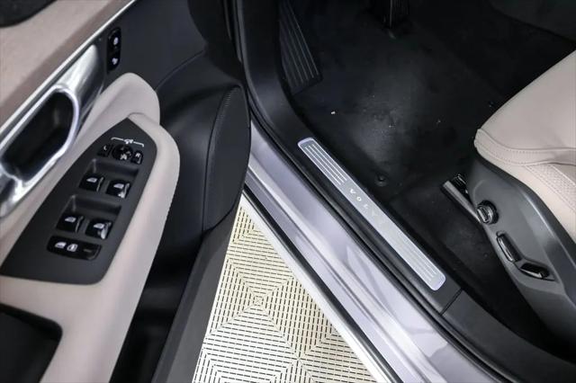 2026 Volvo XC90 Plus, B6 AWD Gas (mild hybrid), Gasoline, Bright, 7 Seats