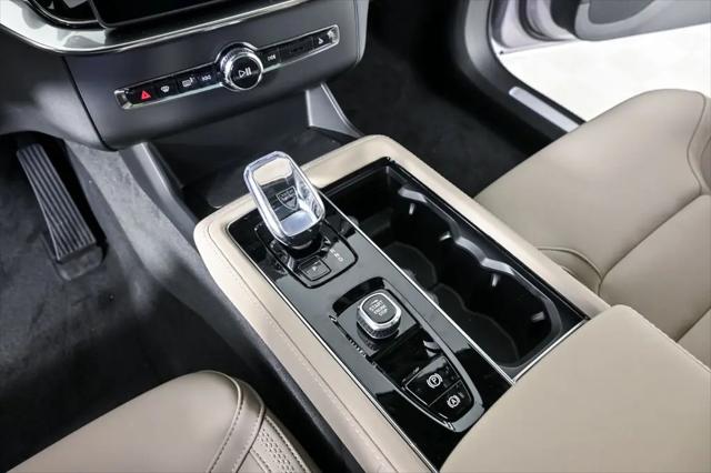 2026 Volvo XC90 Plus, B6 AWD Gas (mild hybrid), Gasoline, Bright, 7 Seats