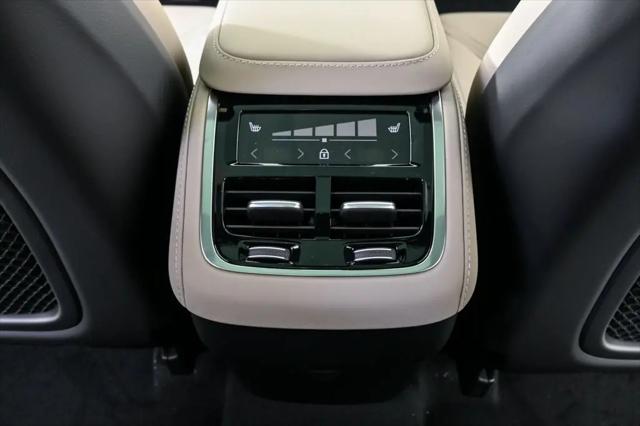 2026 Volvo XC90 Plus, B6 AWD Gas (mild hybrid), Gasoline, Bright, 7 Seats