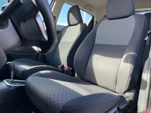 2015 Toyota Yaris LE