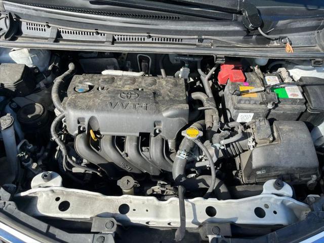 2015 Toyota Yaris LE