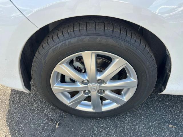 2015 Toyota Yaris LE