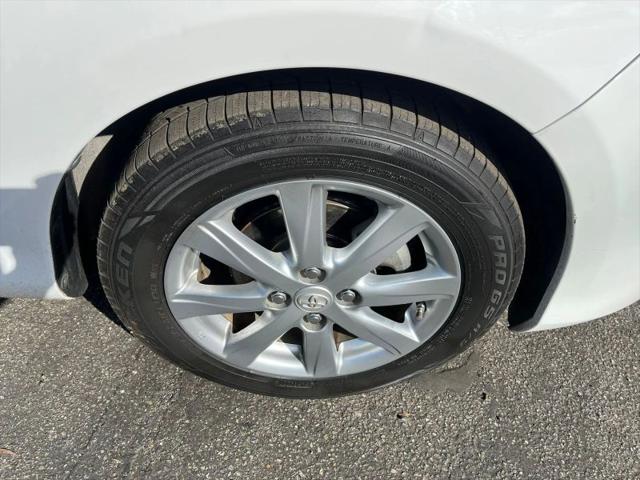 2015 Toyota Yaris LE