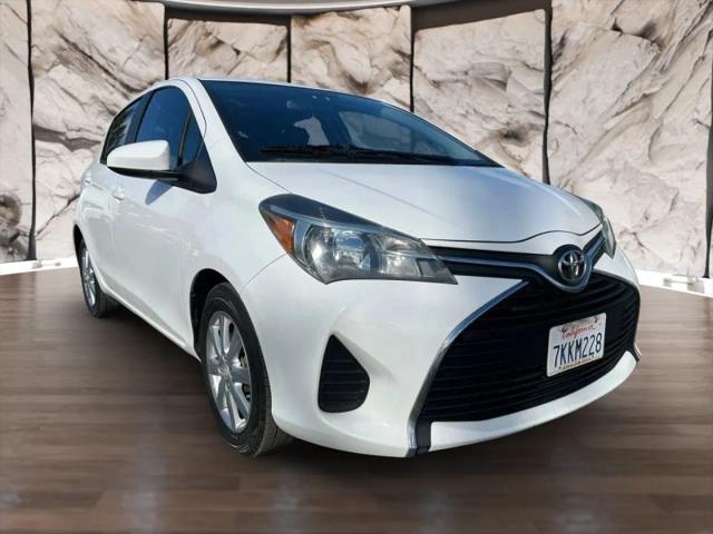 2015 Toyota Yaris LE