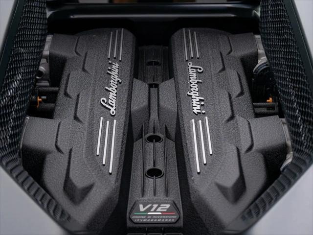 2024 Lamborghini Revuelto Revuelto