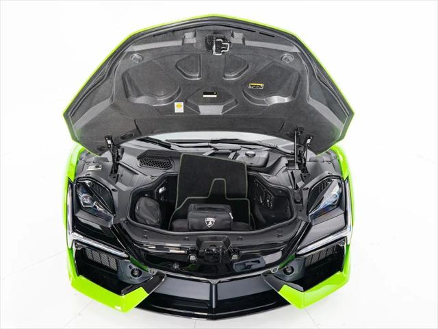 2024 Lamborghini Revuelto Revuelto