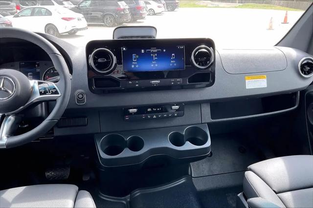2026 Mercedes-Benz Sprinter 2500 Standard Roof 4-Cyl Diesel
