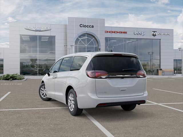 2026 Chrysler Voyager LX