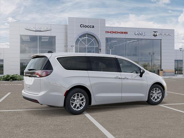 2026 Chrysler Voyager LX