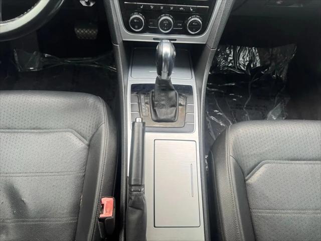 2012 Volkswagen Passat 2.0L TDI SE