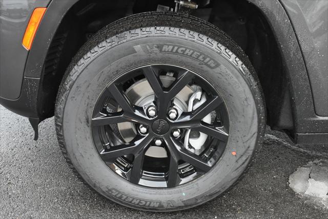 2026 Jeep Grand Cherokee Altitude 4x4