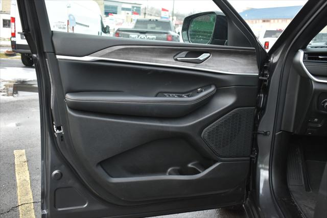 2026 Jeep Grand Cherokee Altitude 4x4