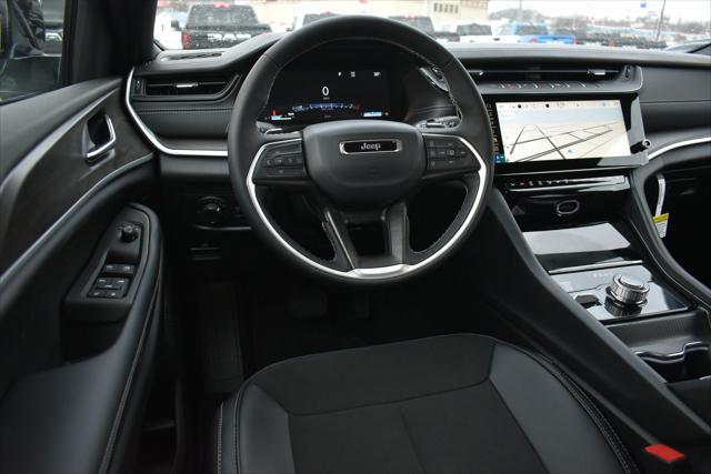 2026 Jeep Grand Cherokee Altitude 4x4