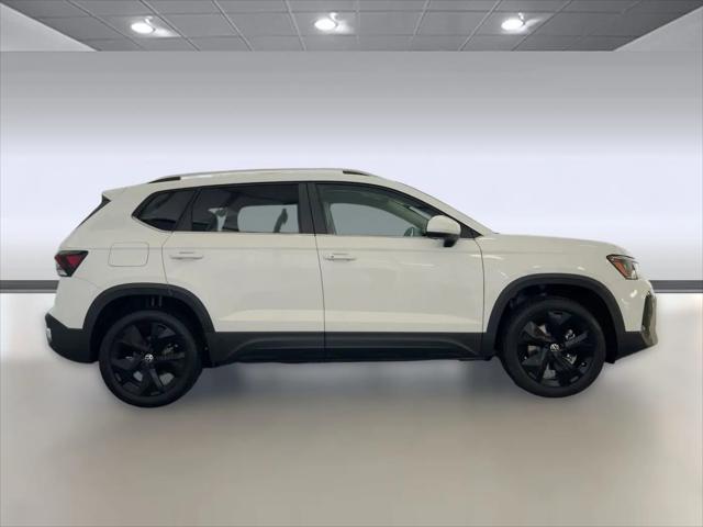 2026 Volkswagen Taos SE