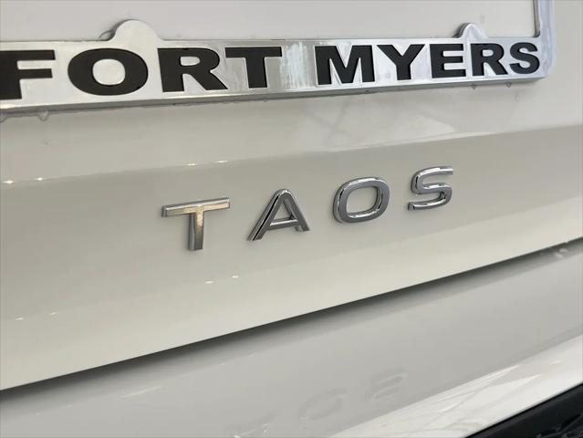 2026 Volkswagen Taos SE