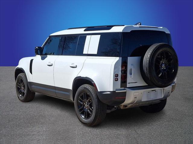 2025 Land Rover Defender 110 P300
