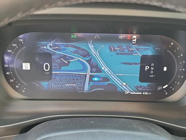 2026 Volvo XC40 Ultra, B5 AWD Gas (mild hybrid), Dark