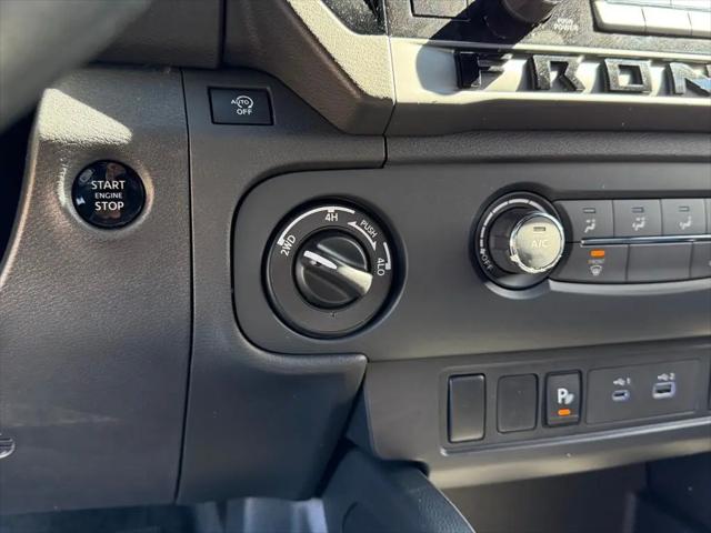 2026 Nissan Frontier Crew Cab Long Bed SV 4x4