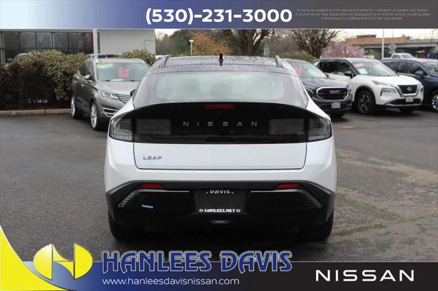 2026 Nissan LEAF PLATINUM+