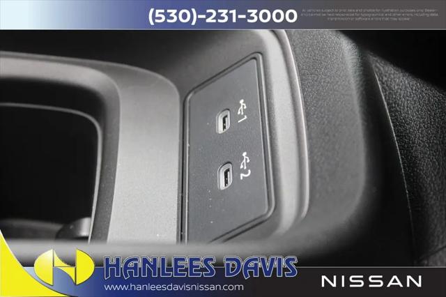 2026 Nissan LEAF PLATINUM+