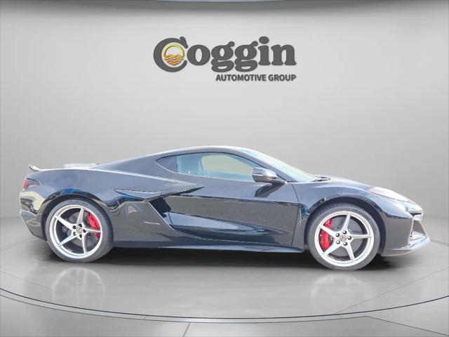 2025 Chevrolet Corvette E-Ray RWD Coupe 3LZ