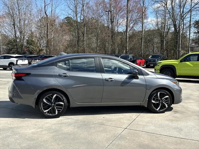 2025 Nissan Versa 1.6 SR
