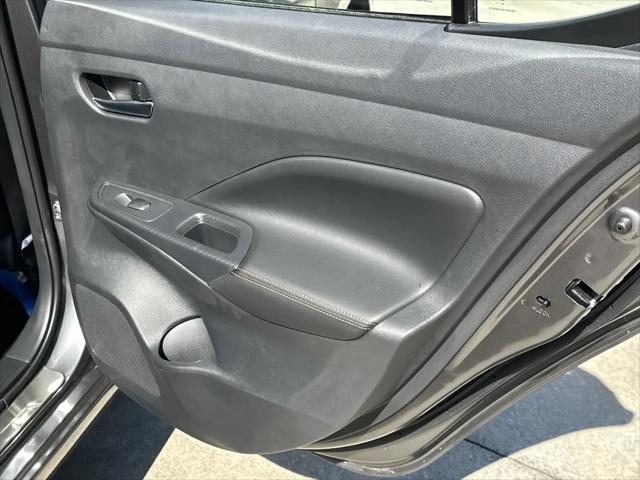 2025 Nissan Versa 1.6 SR