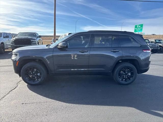 2026 Jeep Grand Cherokee Altitude 4x4