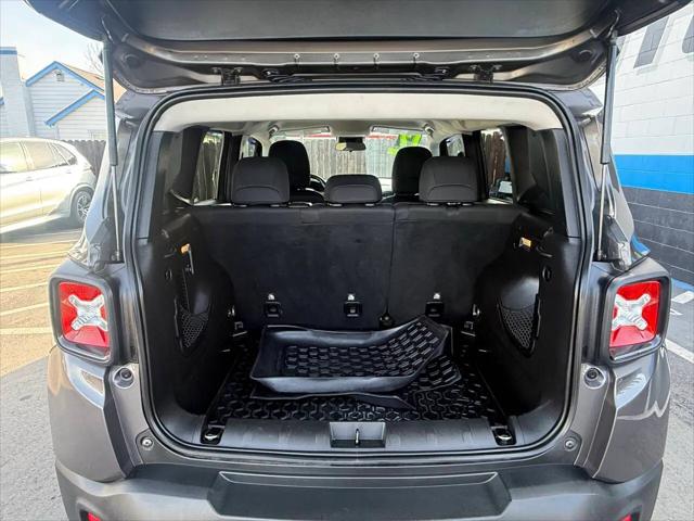2017 Jeep Renegade Altitude 4x4