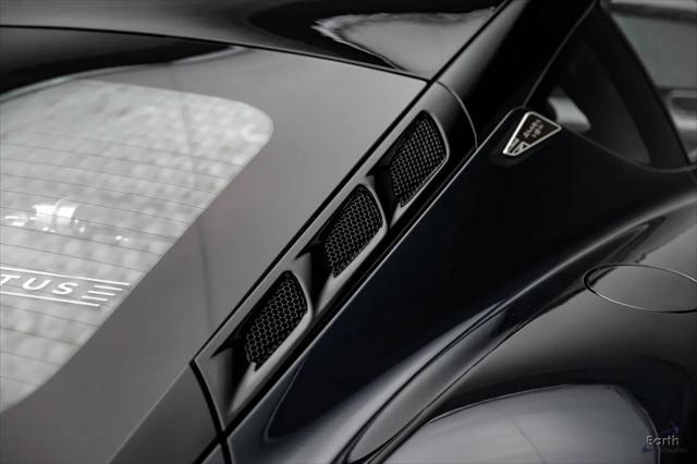 2026 Lotus Emira V6 SE