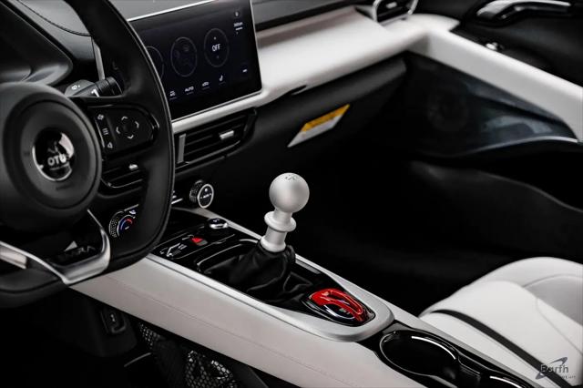 2026 Lotus Emira V6 SE