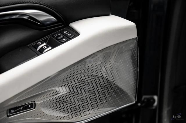 2026 Lotus Emira V6 SE
