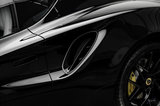2026 Lotus Emira V6 SE