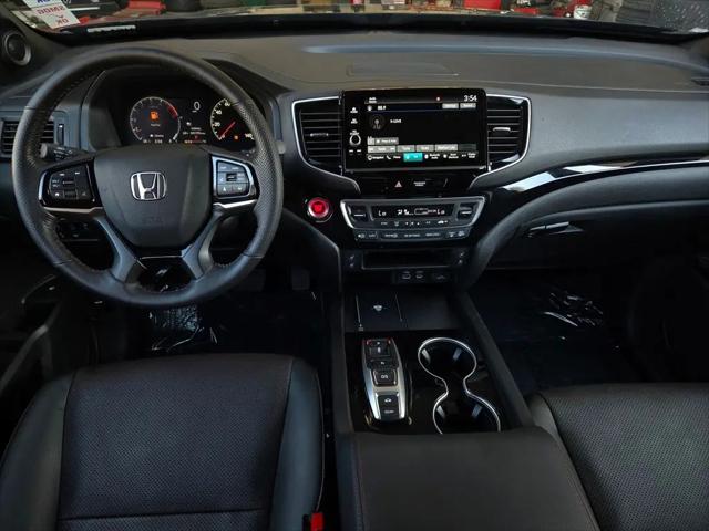 2025 Honda Ridgeline Black Edition