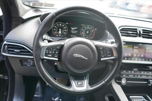 2019 Jaguar F-PACE R-Sport