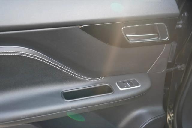 2019 Jaguar F-PACE R-Sport