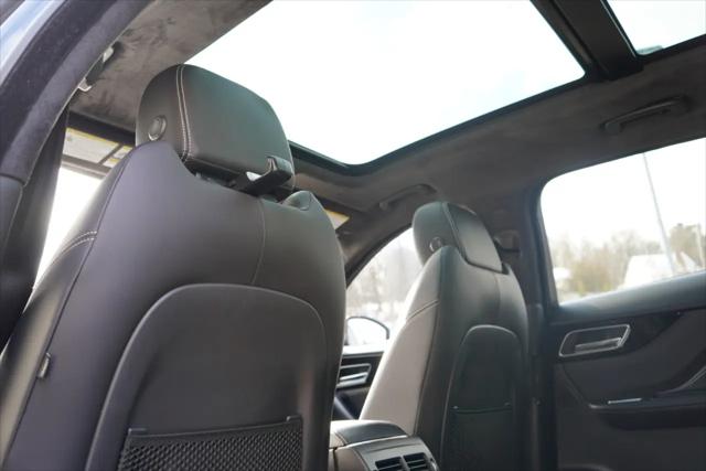 2019 Jaguar F-PACE R-Sport
