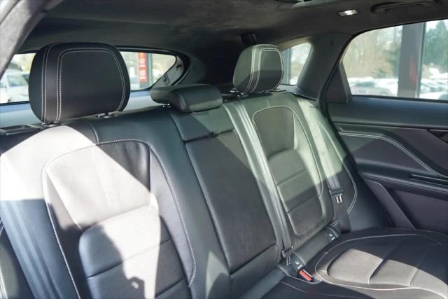 2019 Jaguar F-PACE R-Sport