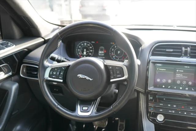 2019 Jaguar F-PACE R-Sport