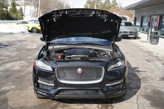 2019 Jaguar F-PACE R-Sport