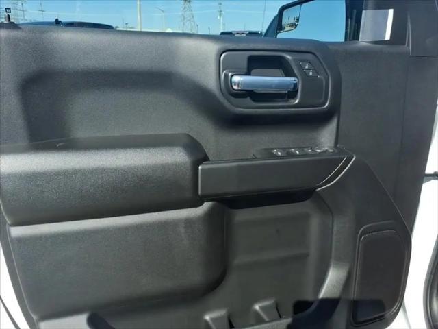 2026 GMC Sierra 1500 Crew Cab, Short Bed, Pro, 4WD